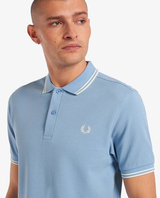 Polo de piqué de hombre azul claro de manga corta · FRED PERRY · El Corte  Inglés