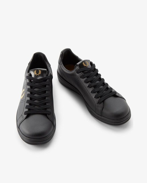 Zapatillas de piel unisex Fred Perry en negro con logo a contraste · FRED  PERRY · El Corte Inglés