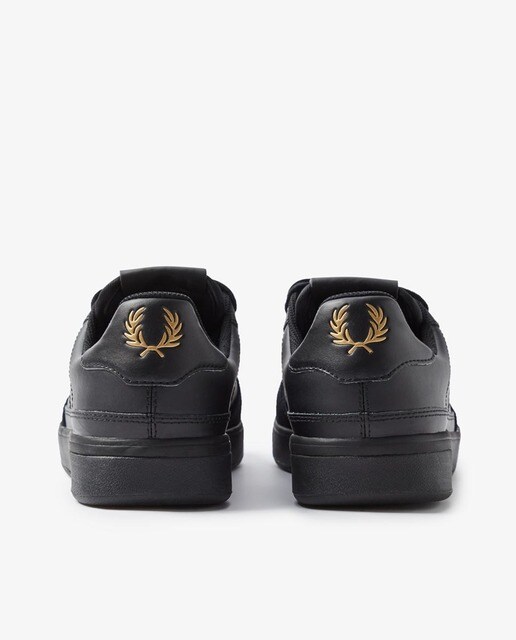 Zapatillas de piel unisex Fred Perry en negro con detalles a contraste · FRED  PERRY · El Corte Inglés