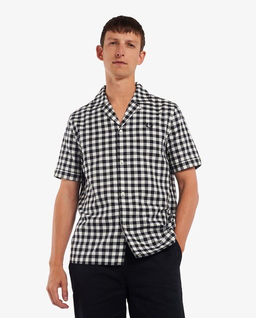 Camisa de hombre regular de cuadros en negro · FRED PERRY · El Corte Inglés