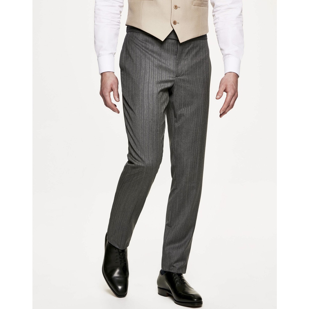 Imagen 0 de Pantalón de hombre regular de chaqué a rayas color negro Gris