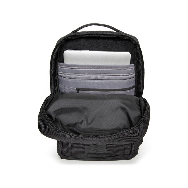 Mochila Eastpak Tecum S Cnnct Black · El Corte Inglés
