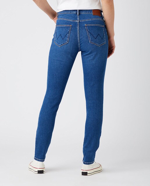 Vaquero pitillo de mujer de tiro alto con bolsillos · Wrangler · El Corte  Inglés