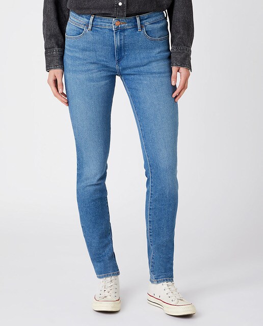 Vaquero pitillo de mujer de tiro medio con bolsillos · Wrangler · El Corte  Inglés