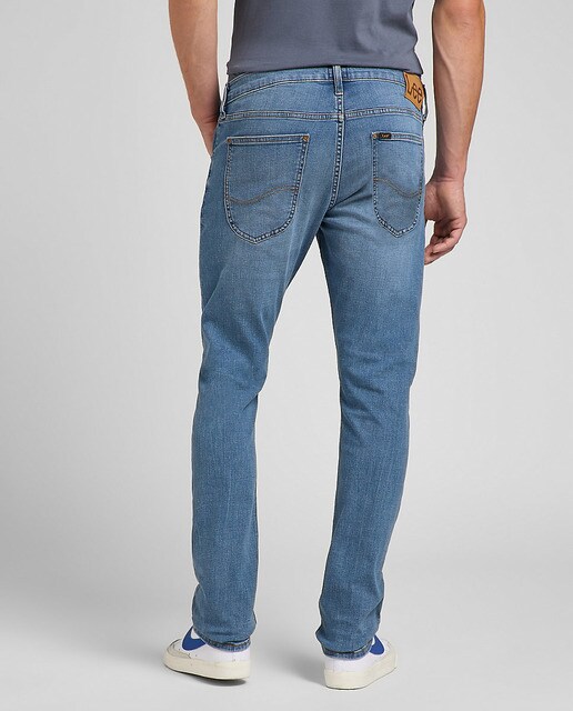 Vaquero de hombre Luke de corte slim tapered en azul · Lee · El Corte Inglés