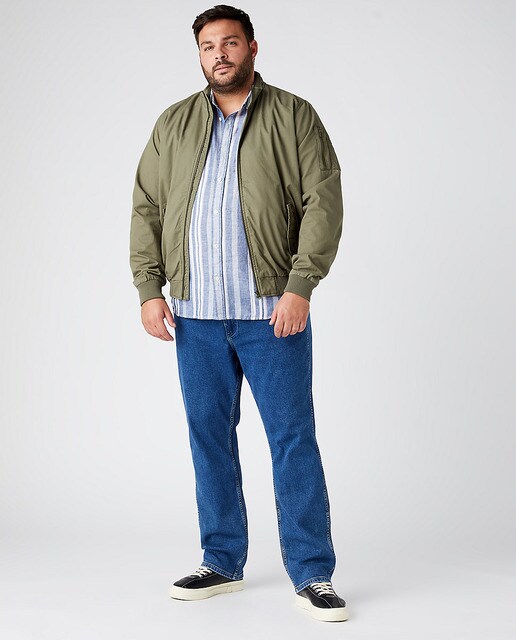 Chaqueta de hombre con acolchado ligero en verde militar · Wrangler · El  Corte Inglés