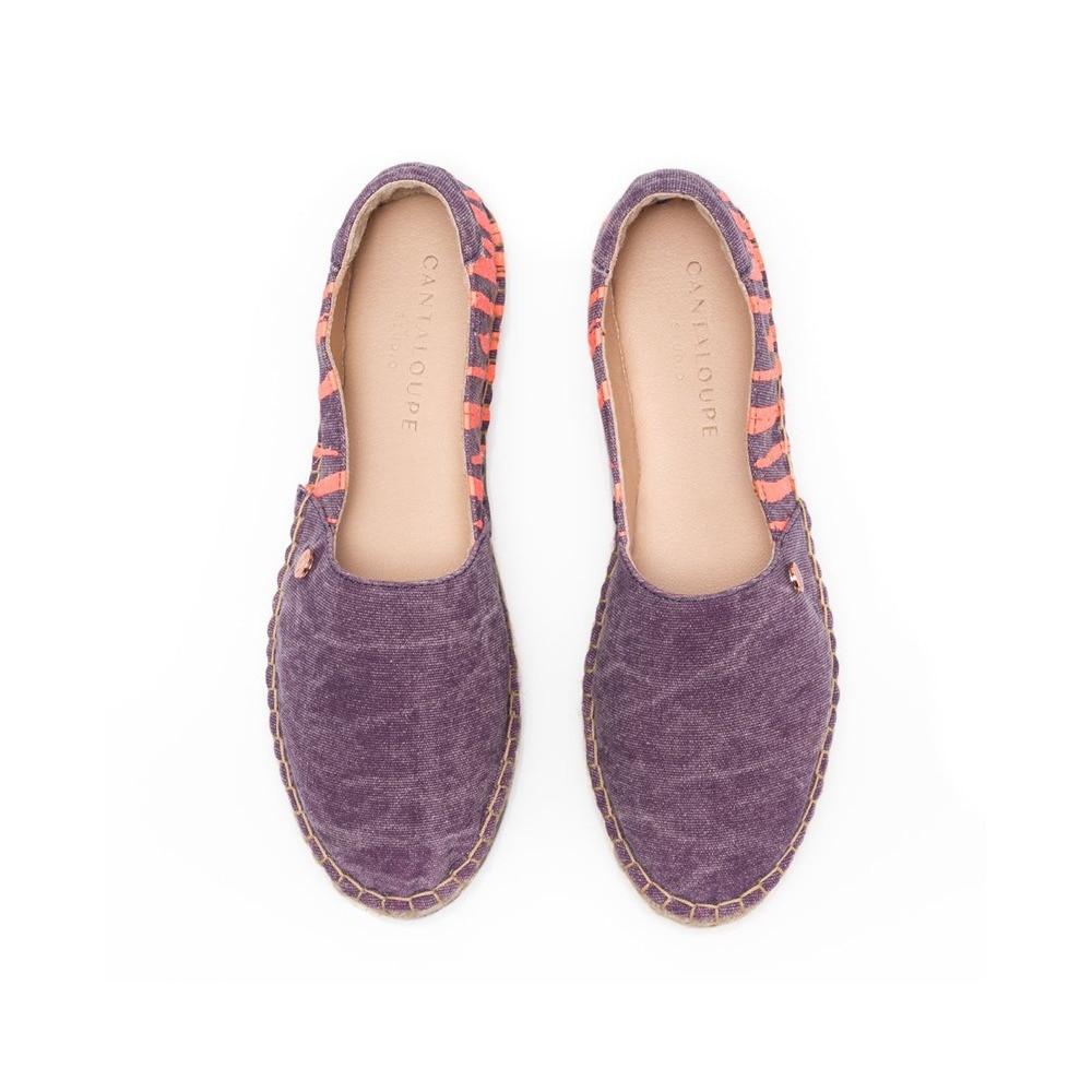 Alpercata de mulher Cantaloupe em tecido de algodão roxo com estampado zebra com brilho subtil Roxo-3