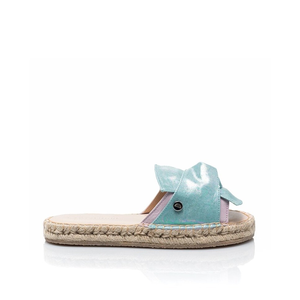 Sandália de mulher Cantaloupe em camurça lilás e laço em tecido de algodão azul, com estampado iridiscente. Lilás-1
