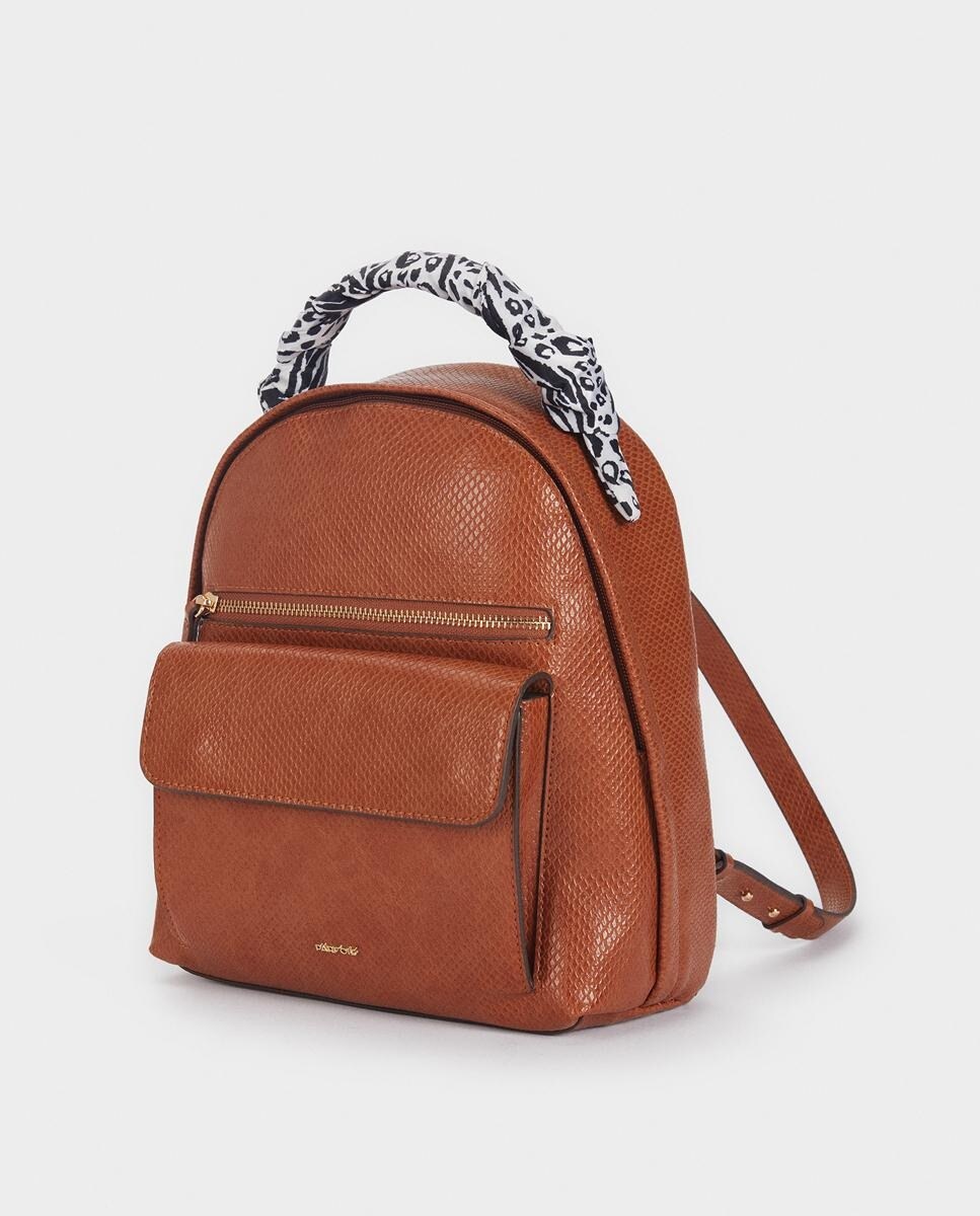 Mochila de mujer Parfois con bolsillo exterior en color Mochila de mujer Parfois con bolsillo exterior en color