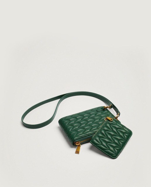 Funda para móvil Parfois en verde con asa bandolera · Parfois · El Corte  Inglés