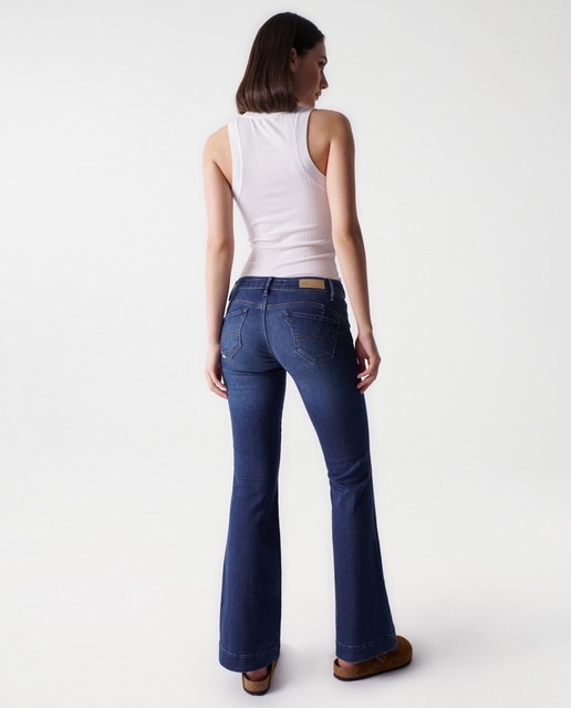 Vaquero push up de mujer Wonder de tiro medio con pierna flare · Salsa · El  Corte Inglés