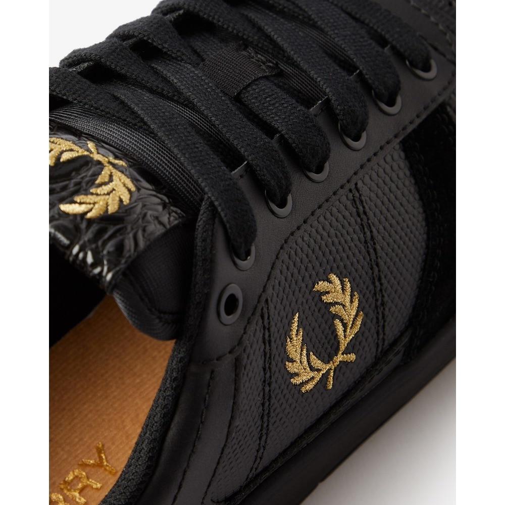 Sapatilha preta Fred Perry em pele com relevo Preto-6