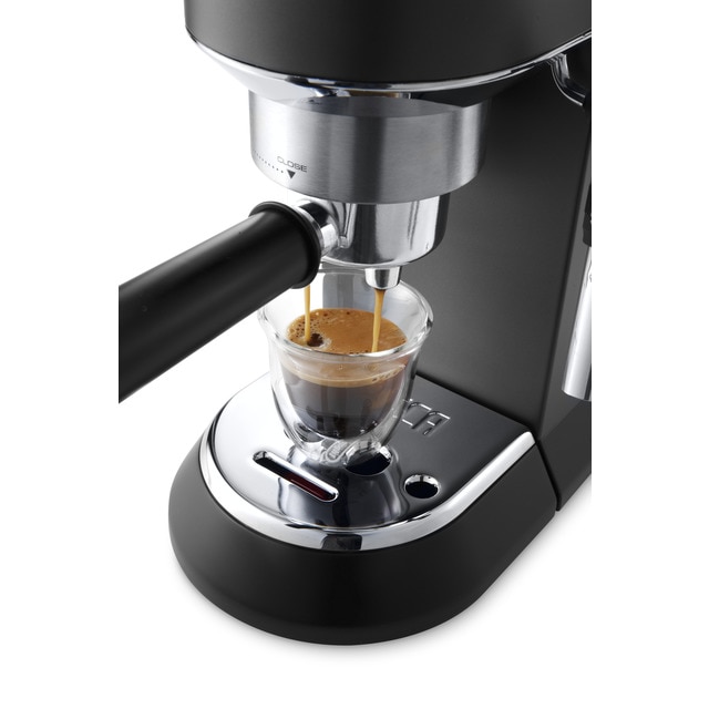 Cafetera espresso manual De'Longhi EC685.BK con cappuccinatore ajustable y  diseño único · El Corte Inglés