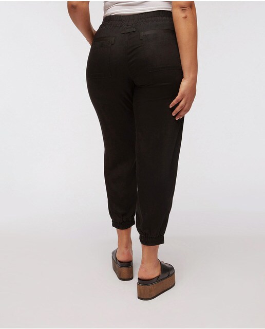 Joggers de mujer talla grande con goma en la parte inferior y bolsillos  aplicados · Fiorella Rubino · El Corte Inglés