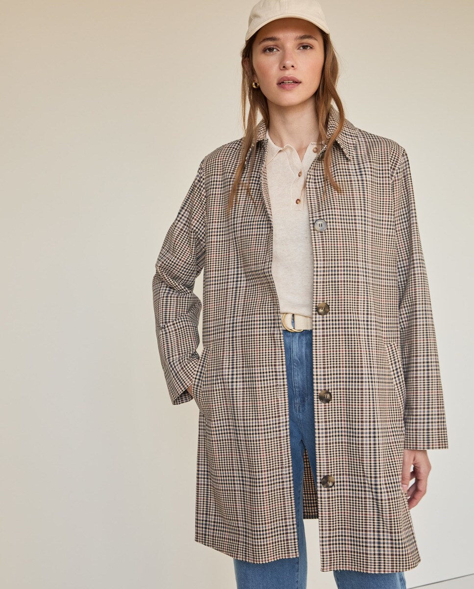 Gabardina de mujer de cuadros con cuello camisero · Yerse · El Corte Inglés