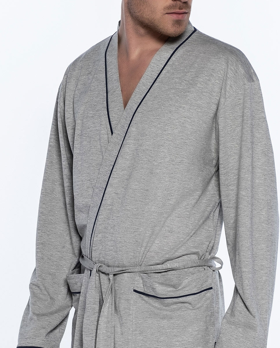 Bata de hombre de algodón cruzada con bolsillos de color gris · Punto Blanco · El Corte Inglés