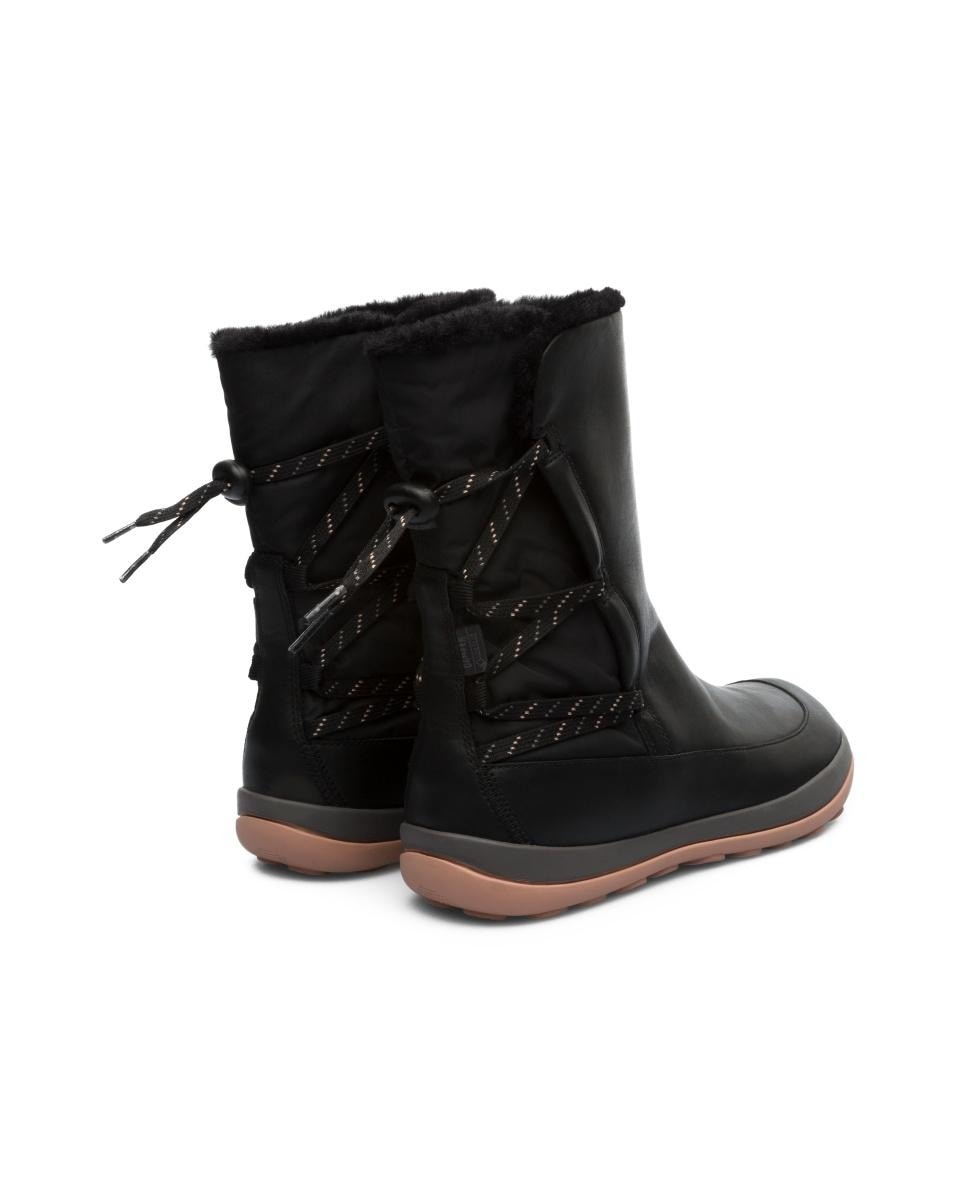 Botas de mujer Camper de media caña en piel color negro con ataduras