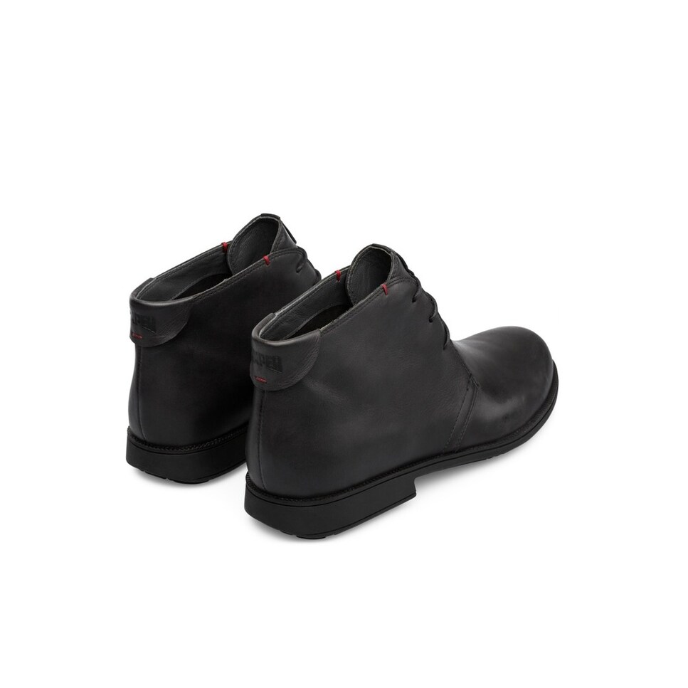 Botines de hombre Camper Mil Brutus de piel con líneas sencillas