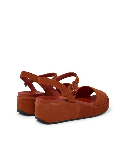 Sandalias de cuña de mujer con hebilla en rojo · Camper · El Corte Inglés
