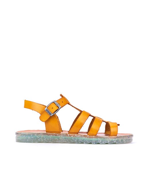 Sandalias planas de mujer en color mostaza fabricadas con materiales  reciclados · SANDALIKAS · El Corte Inglés