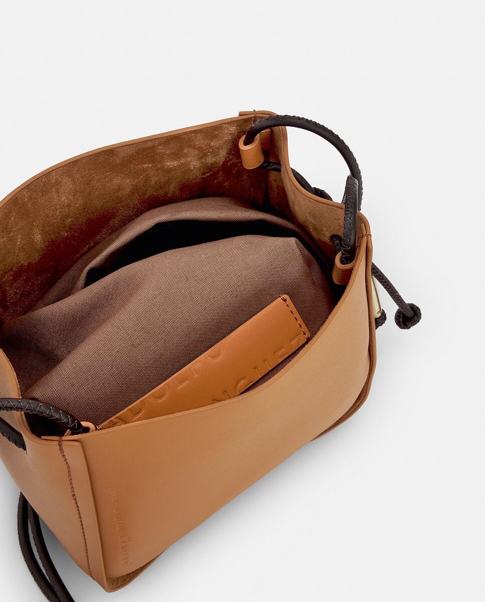 Bolso de hombro Adolfo Domínguez de piel en color mostaza · Adolfo  Dominguez · El Corte Inglés