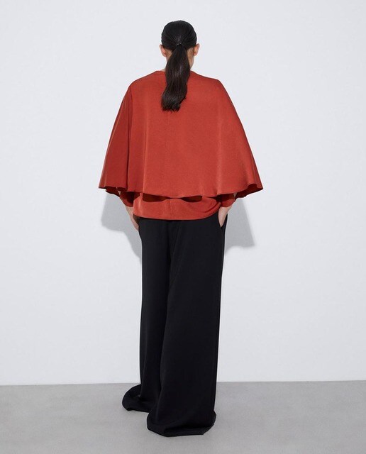 Camisa de mujer lisa en color rojo · Adolfo Dominguez · El Corte Inglés