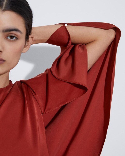 Camisa de mujer lisa en color rojo · Adolfo Dominguez · El Corte Inglés