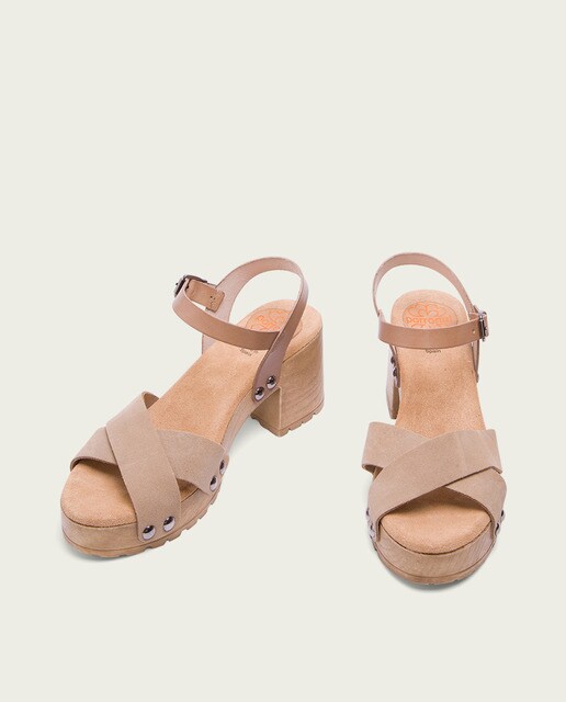 Sandalias de tacón de mujer de piel y serraje en color taupe arena ·  Porronet · El Corte Inglés