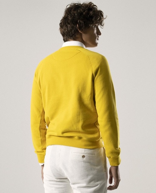 Sudadera de hombre en mostaza con