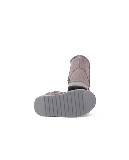 Botas de niños tipo australianas en gris · Pisamonas · El Corte Inglés