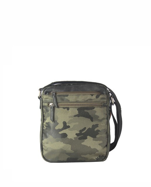 Bandolera de hombre en camuflaje color verde kaki · Stamp · El Corte Inglés