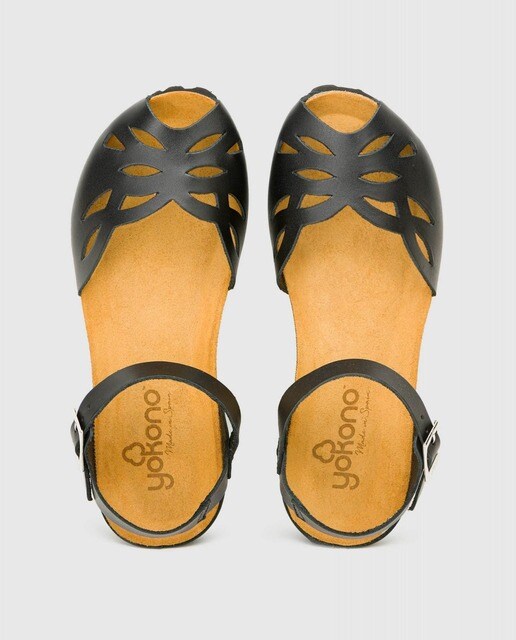 Sandalias de cuña de mujer de piel en color negro · Yokono · El Corte Inglés
