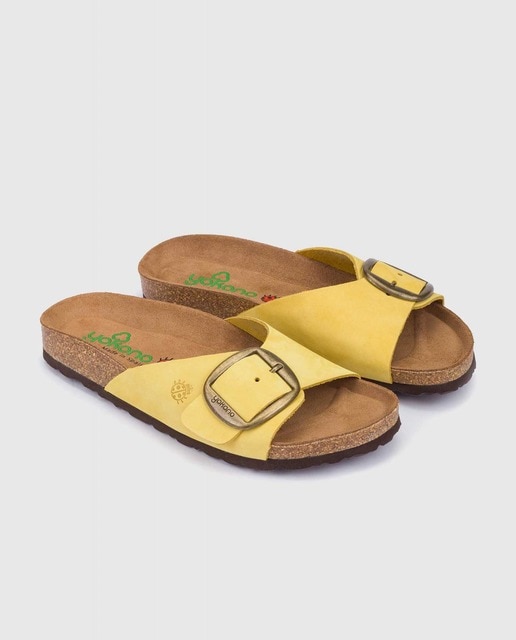 Sandalias planas de mujer de piel en amarillo · Yokono · El Corte Inglés