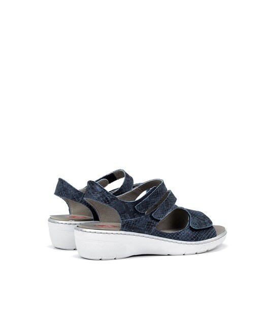Sandalias de cuña de mujer Fluchos en color azul oscuro y fabricadas en  placa · Fluchos · El Corte Inglés