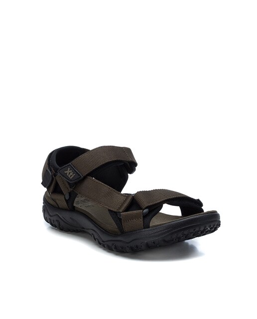 Sandalias de hombre color kaki con cierre adherente · Xti · El Corte Inglés