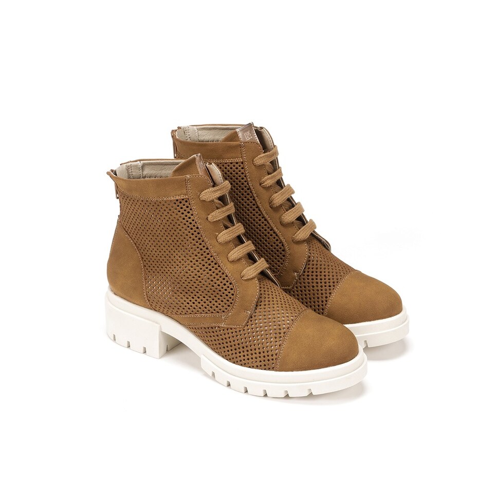 Botines de mujer en tejido color marrón con cordones · Dorking · El ...