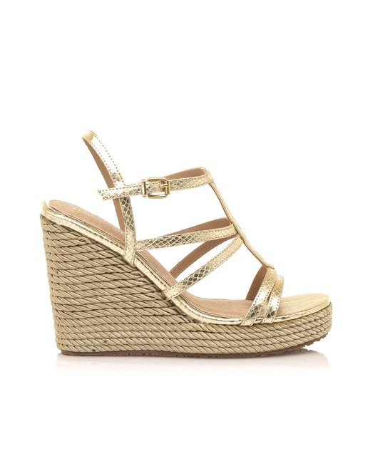 Sandalias de cuña de mujer con planta de piel y grabado de serpiente dorado  · MARIAMARE · El Corte Inglés