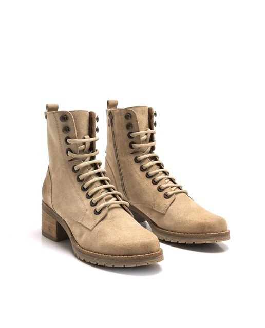 Botines de mujer en piel de serraje color natural y cordoneras · Mustang ·  El Corte Inglés
