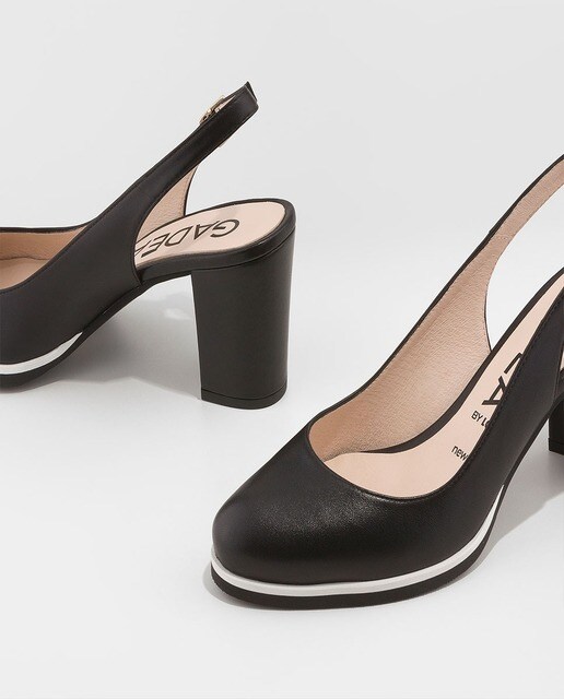 Zapatos de salón de mujer Gadea destalonados de piel lisa en color negro · Gadea · El Corte Inglés Zapatos de salón de mujer Gadea destalonados de piel lisa en color negro · Gadea · El Corte Inglés