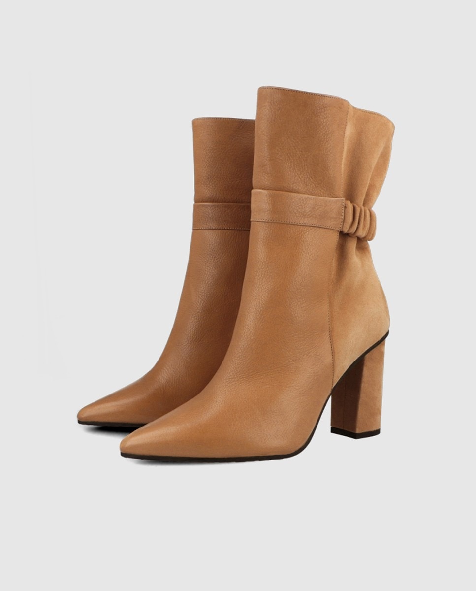 Botas de mujer Lodi en piel lisa combinada con ante de color beige · El Corte Inglés Botas de mujer Lodi en piel lisa combinada con ante de color beige · El Corte Inglés