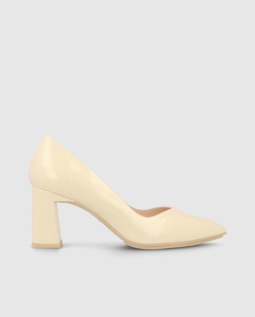 Zapatos de salón de mujer en piel de charol color beige · Lodi · El Corte  Inglés