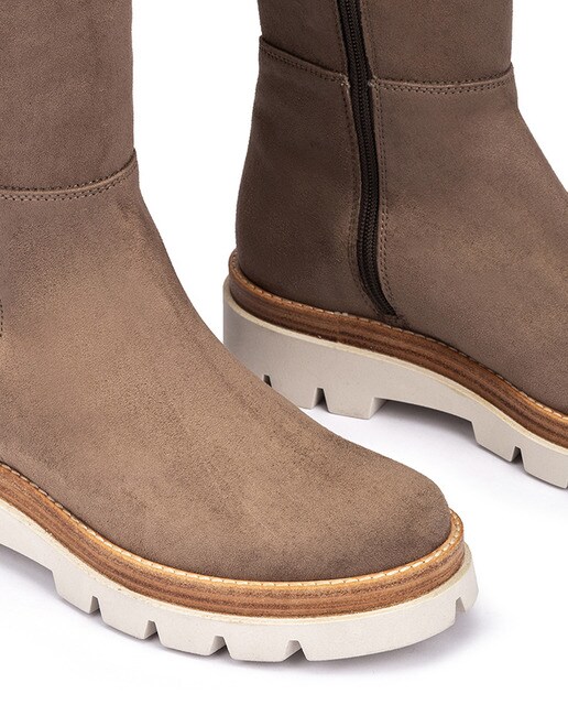 Botas de mujer de tejido en color topo · Pedro Miralles · El Corte Inglés