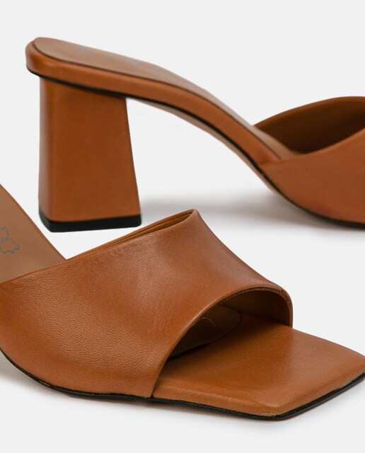 Sandalias de tacón de mujer de piel color cuero · Vienty · El Corte Inglés