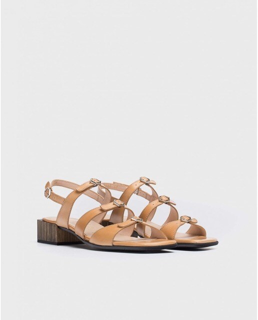 Sandalias de tacón de mujer de piel color marrón · Wonders · El Corte Inglés
