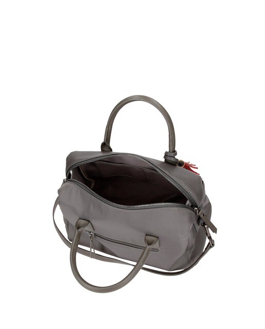 Bolso bowling bolsillo Hombre | Mango Man España Bolso bowling bolsillo Hombre | Mango Man España