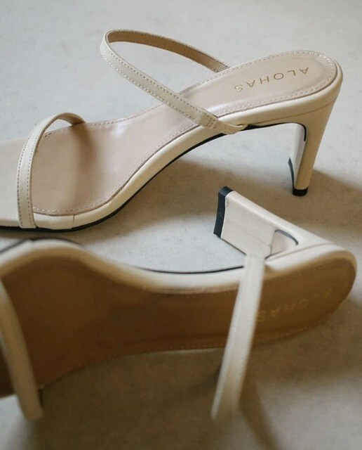 Sandalias de tacón de mujer de cuero en color beige · Alohas · El Corte  Inglés