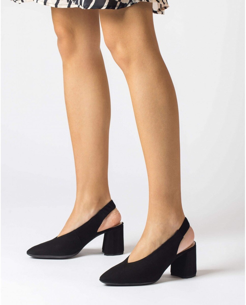 Zapatos de salón de mujer de piel color negro · Wonders · El Corte Inglés