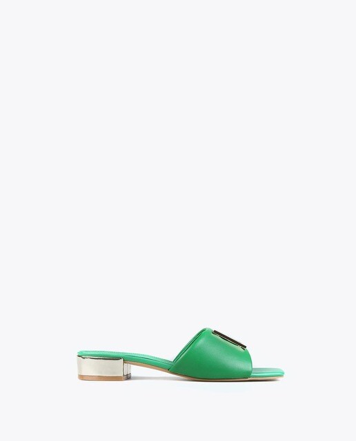 Sandalias de mujer de piel en verde · Lola Casademunt · El Corte Inglés