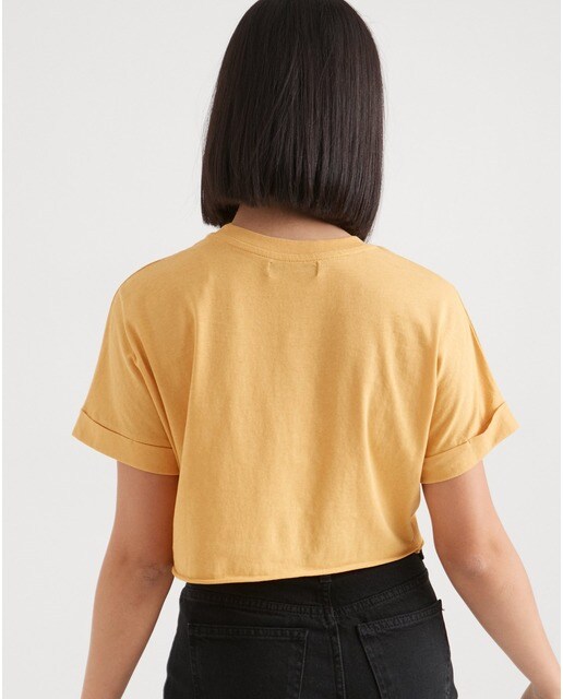 Camiseta de mujer cropped de manga corta · Inside · El Corte Inglés