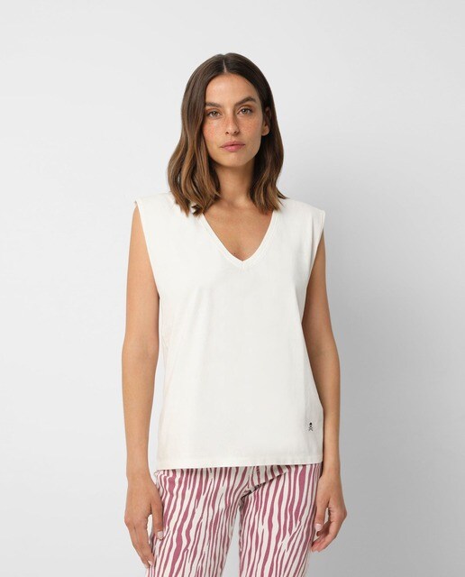 Camiseta de mujer sin mangas y escote en pico · Scalpers · El Corte Inglés